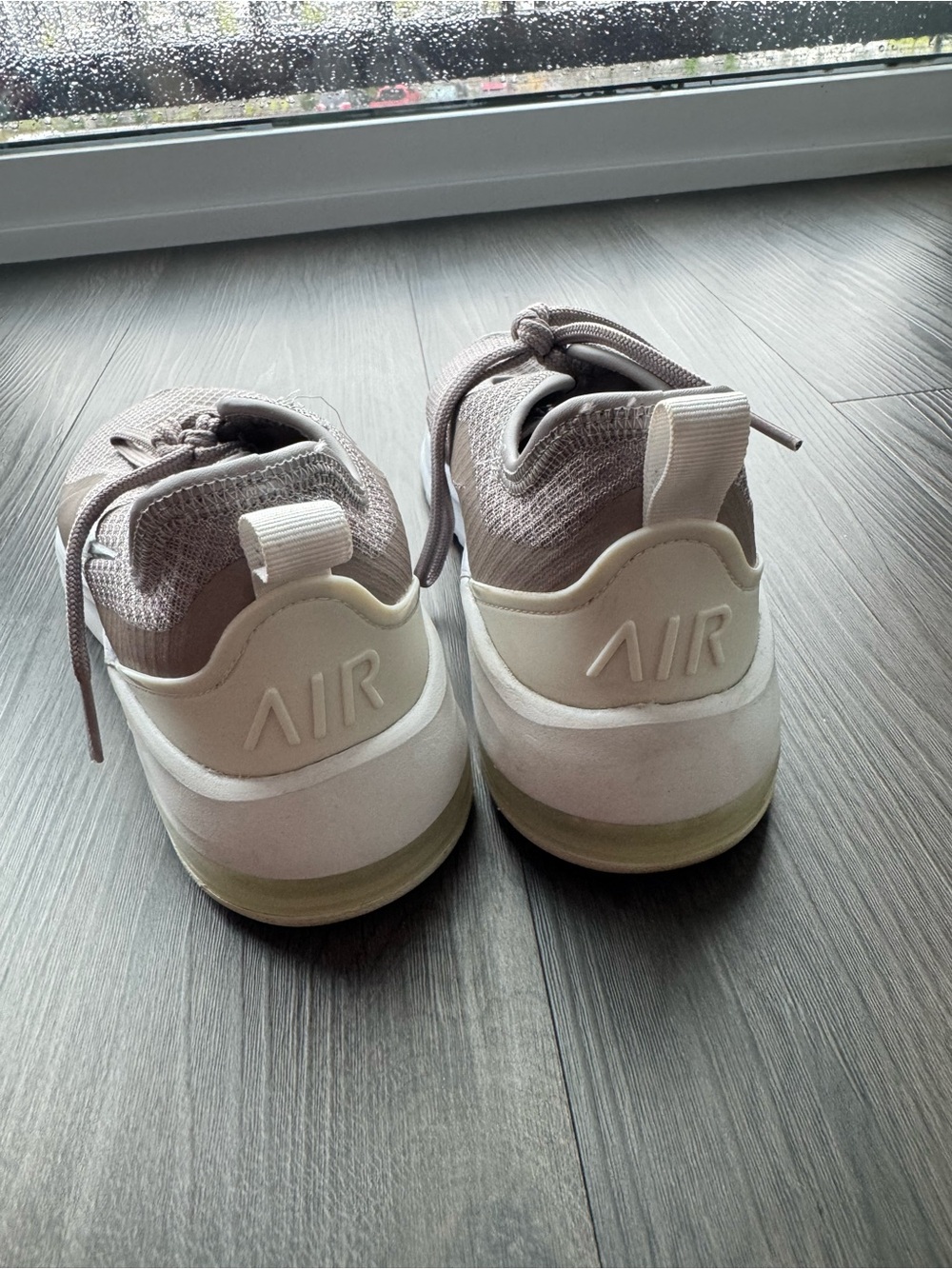 Womens Nike Sneakers